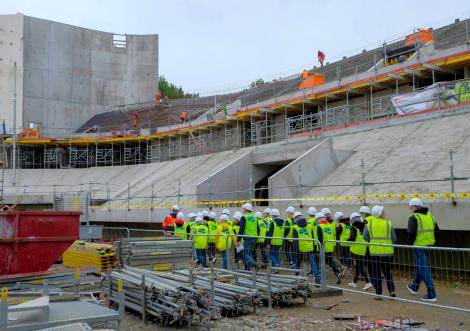 Les coulisses du bâtiment - 600 collégiens visitent le chantier Espace Mayenne